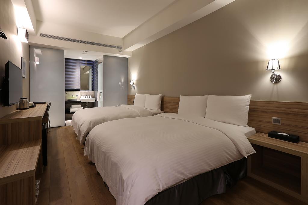 Miller Inn Taichung Esterno foto