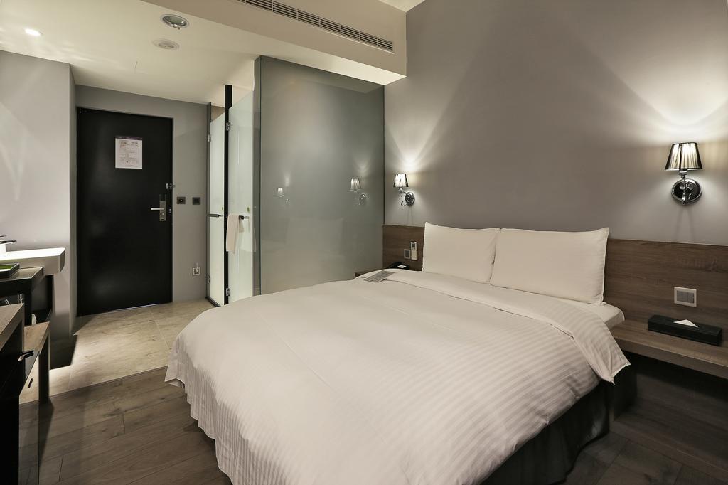 Miller Inn Taichung Esterno foto