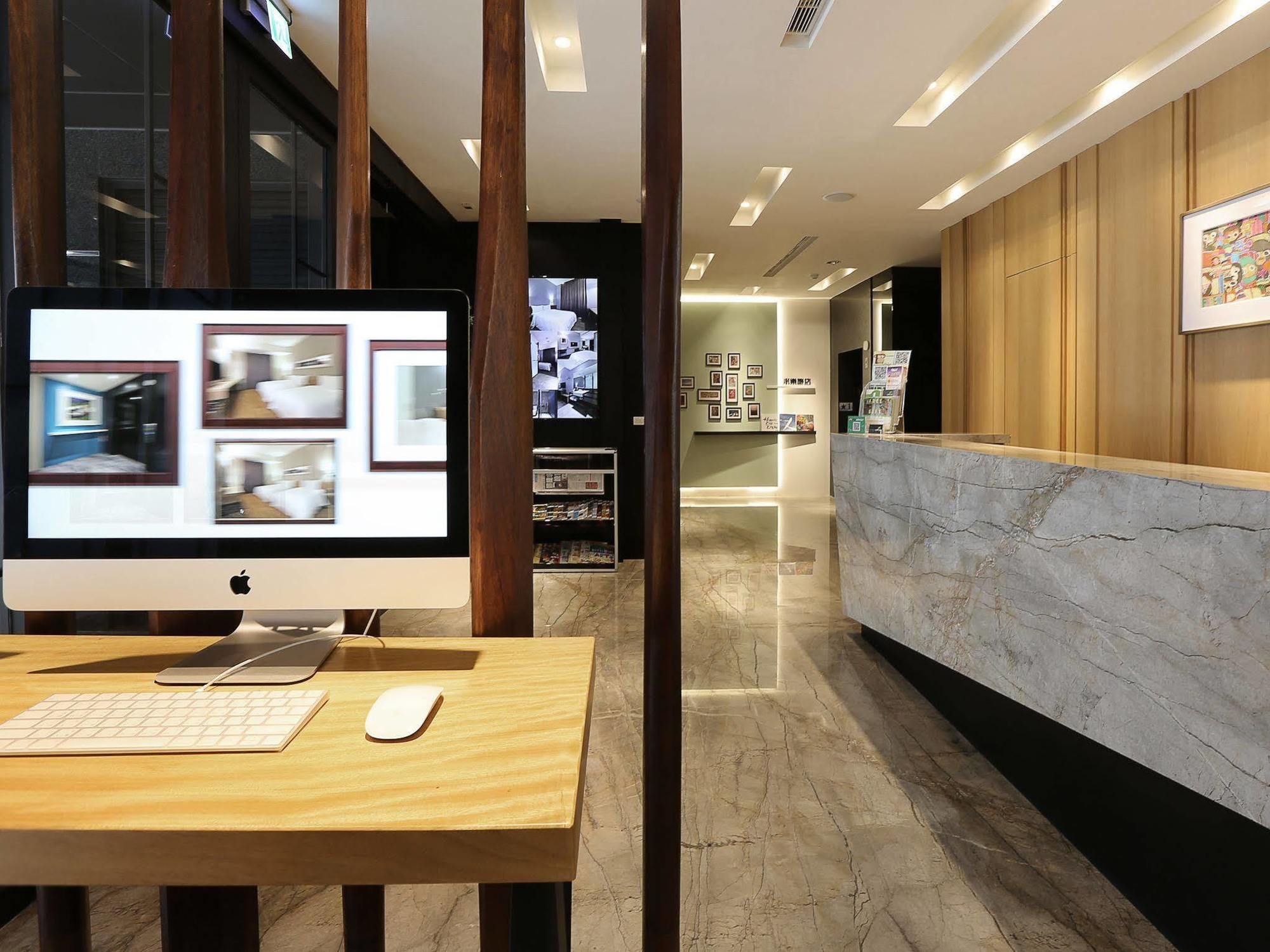 Miller Inn Taichung Esterno foto