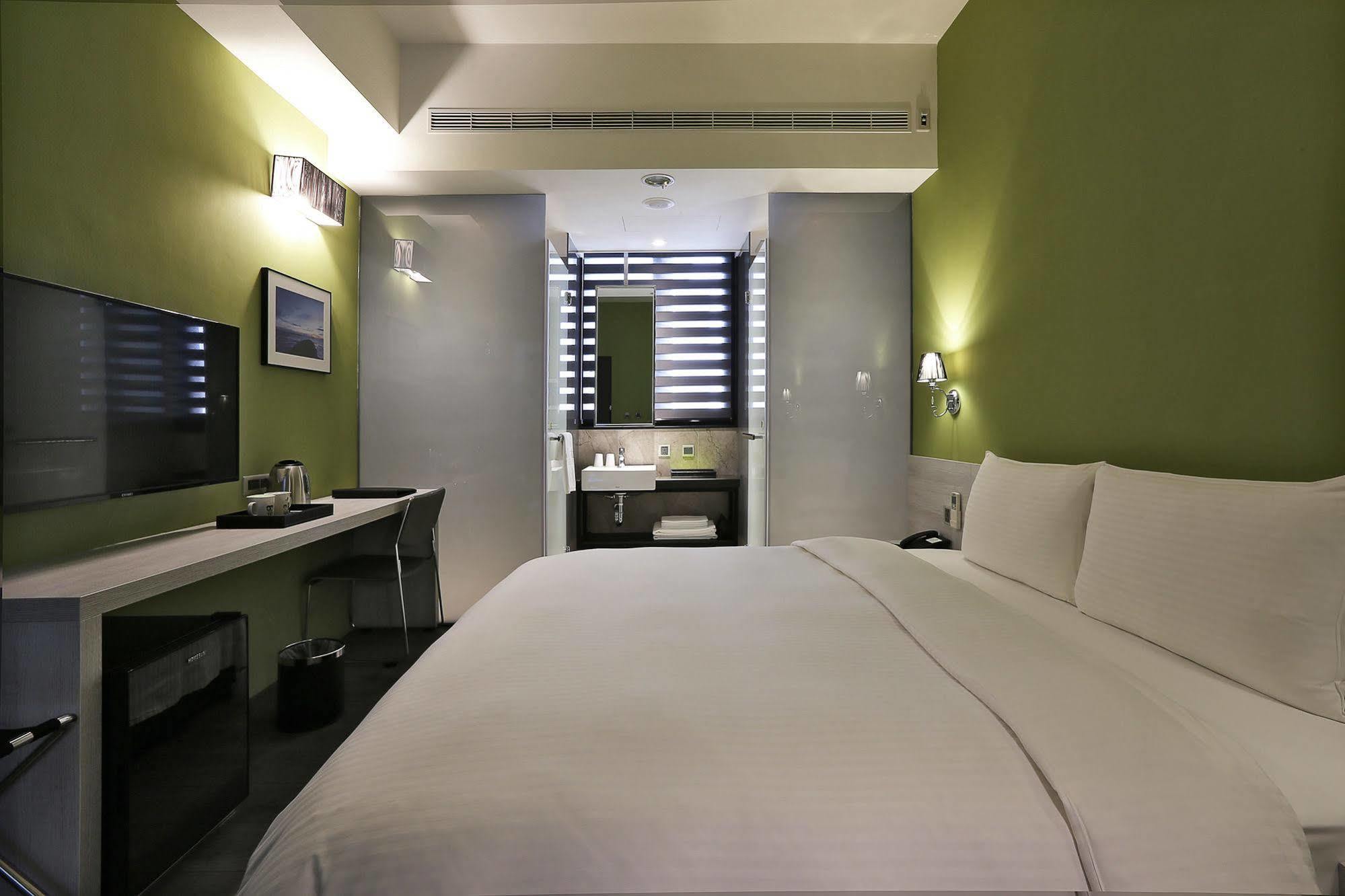 Miller Inn Taichung Esterno foto